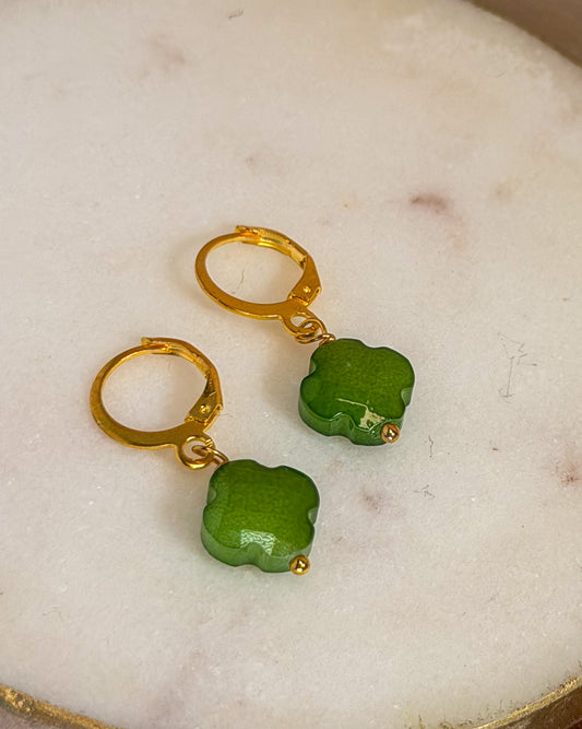 St. Patricks Four Leaf Green Faceted Hand cut Stone Clover Petite Gold Huggie Closure Earrings